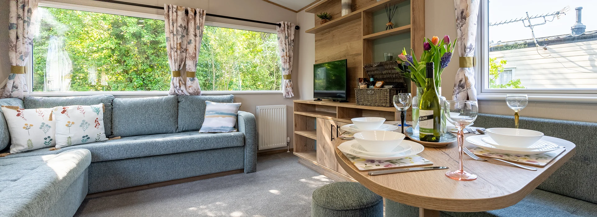ABI Coworth window seating area with coffee table